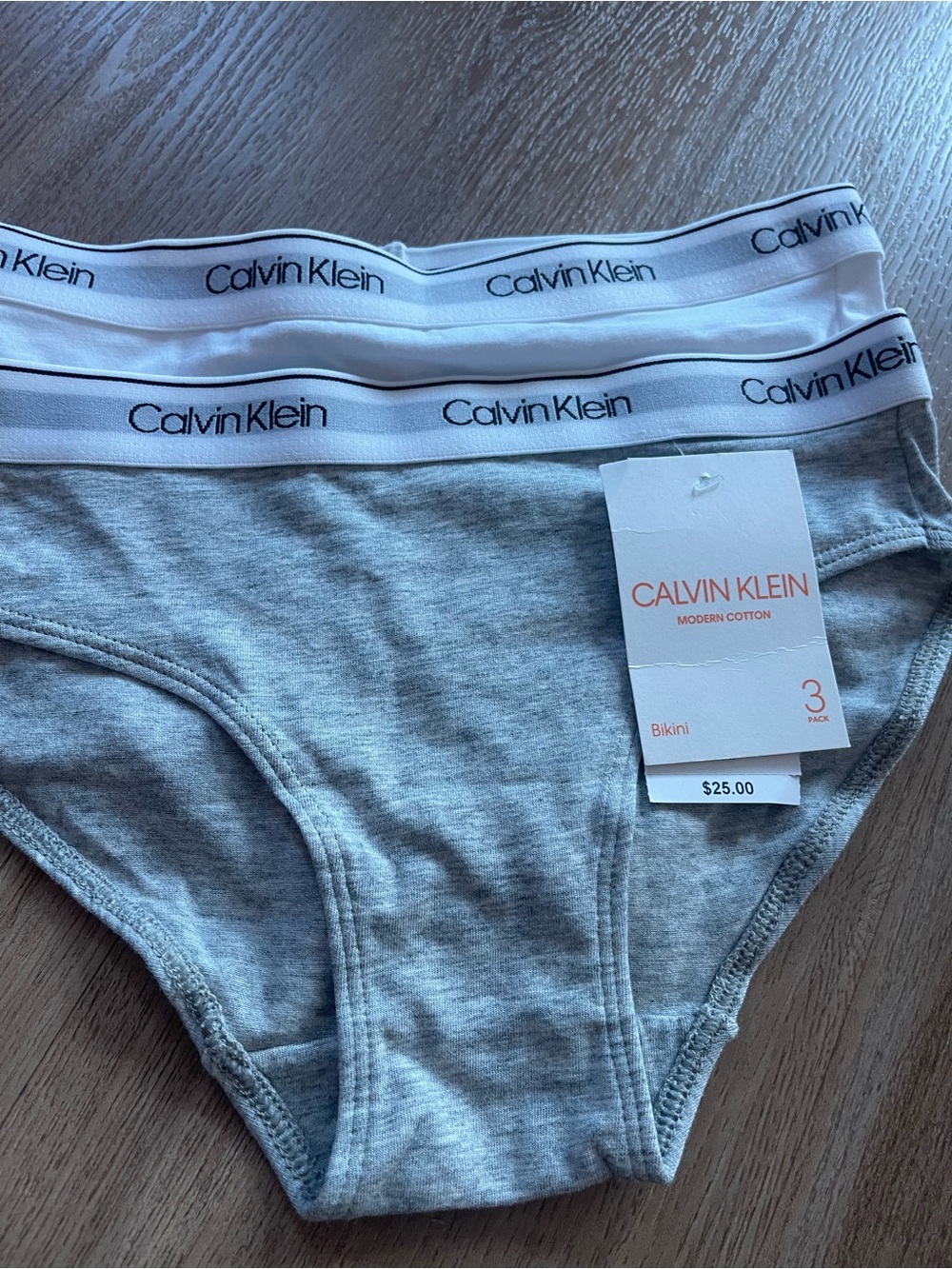 Calvin Klein Girls Modern Cotton Bikini Briefs — (2 Pack) size 7/8 M